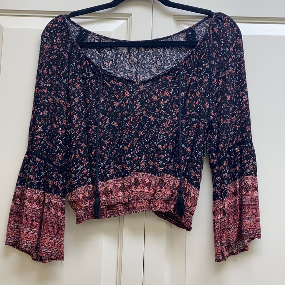 Women’s Top size small